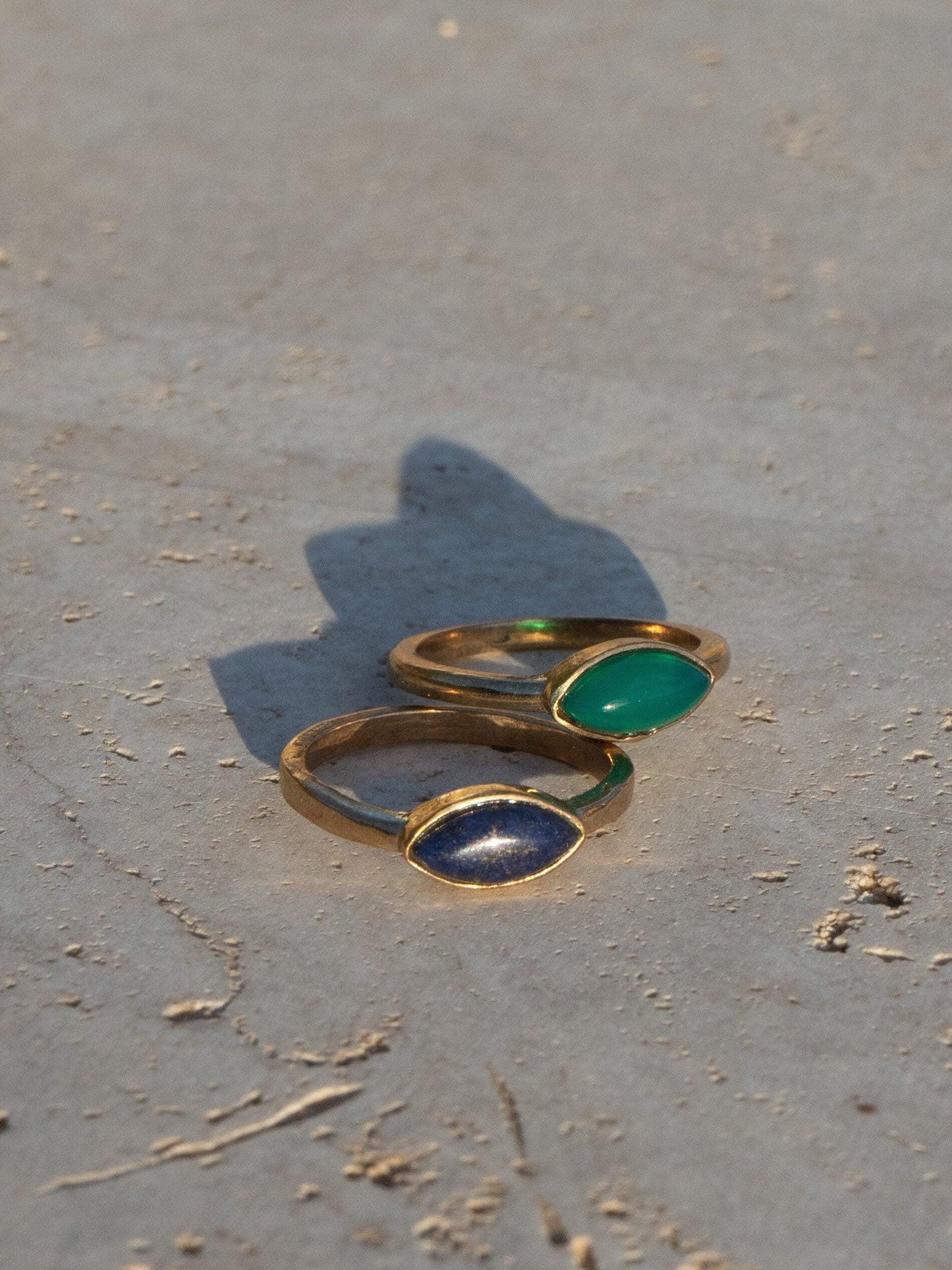 Grüner Onyx Ring Gold | Messing Ring mit Augenform Edelstein | Zarter Boho Ring| Marquise Schliff Statement Ring | Feiner Stapelring – RSS3