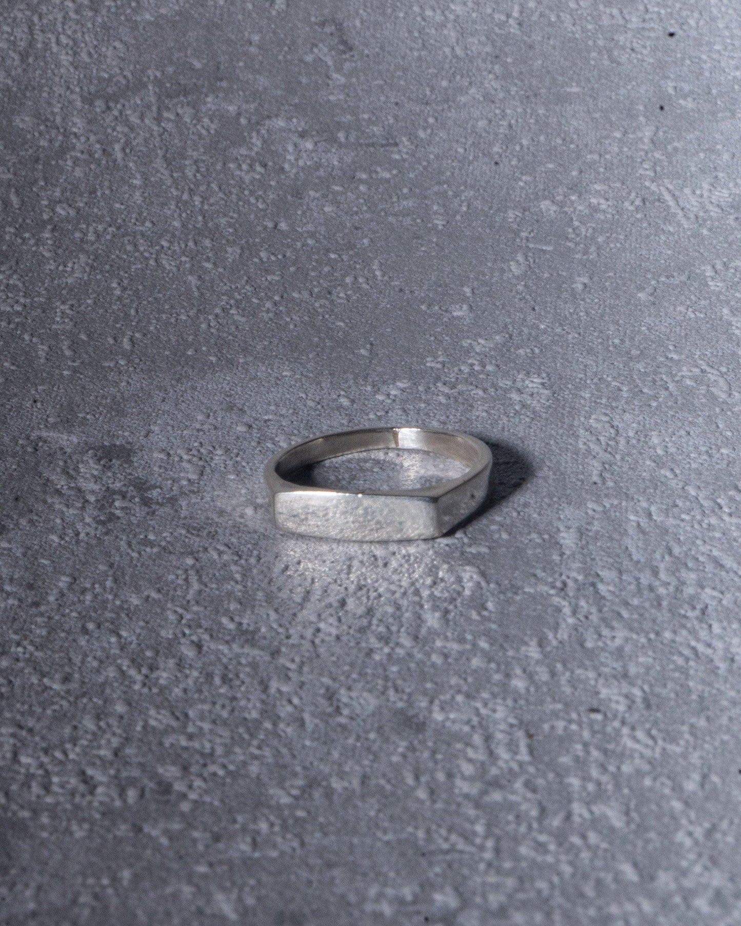 Minimalistischer, abgeflachter Silberring, 952 Sterling Silber