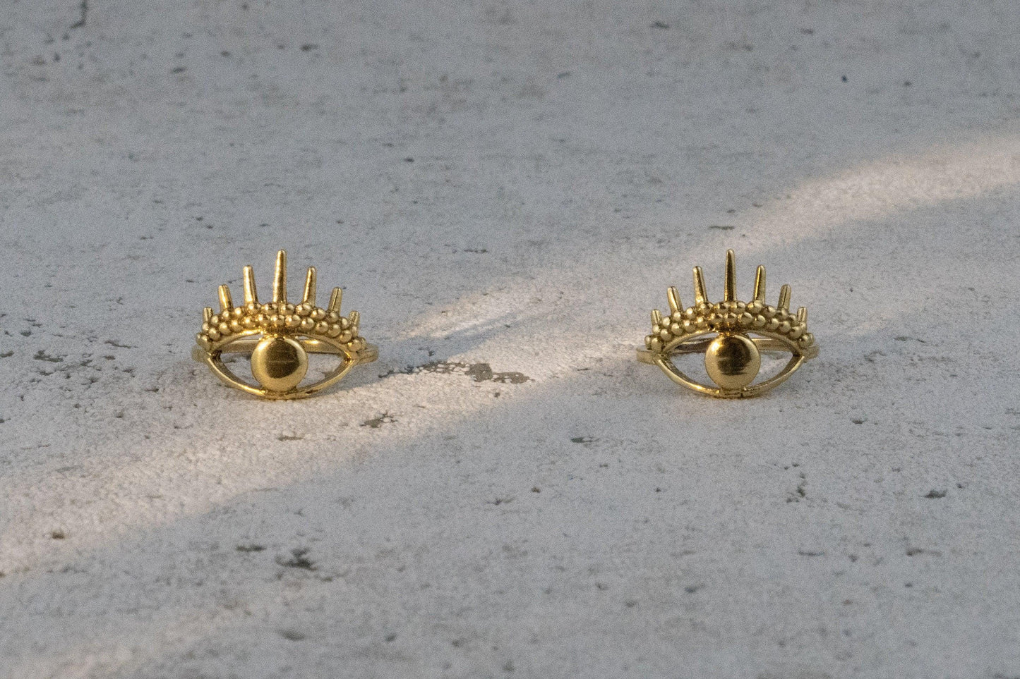 Messingring mit Auge