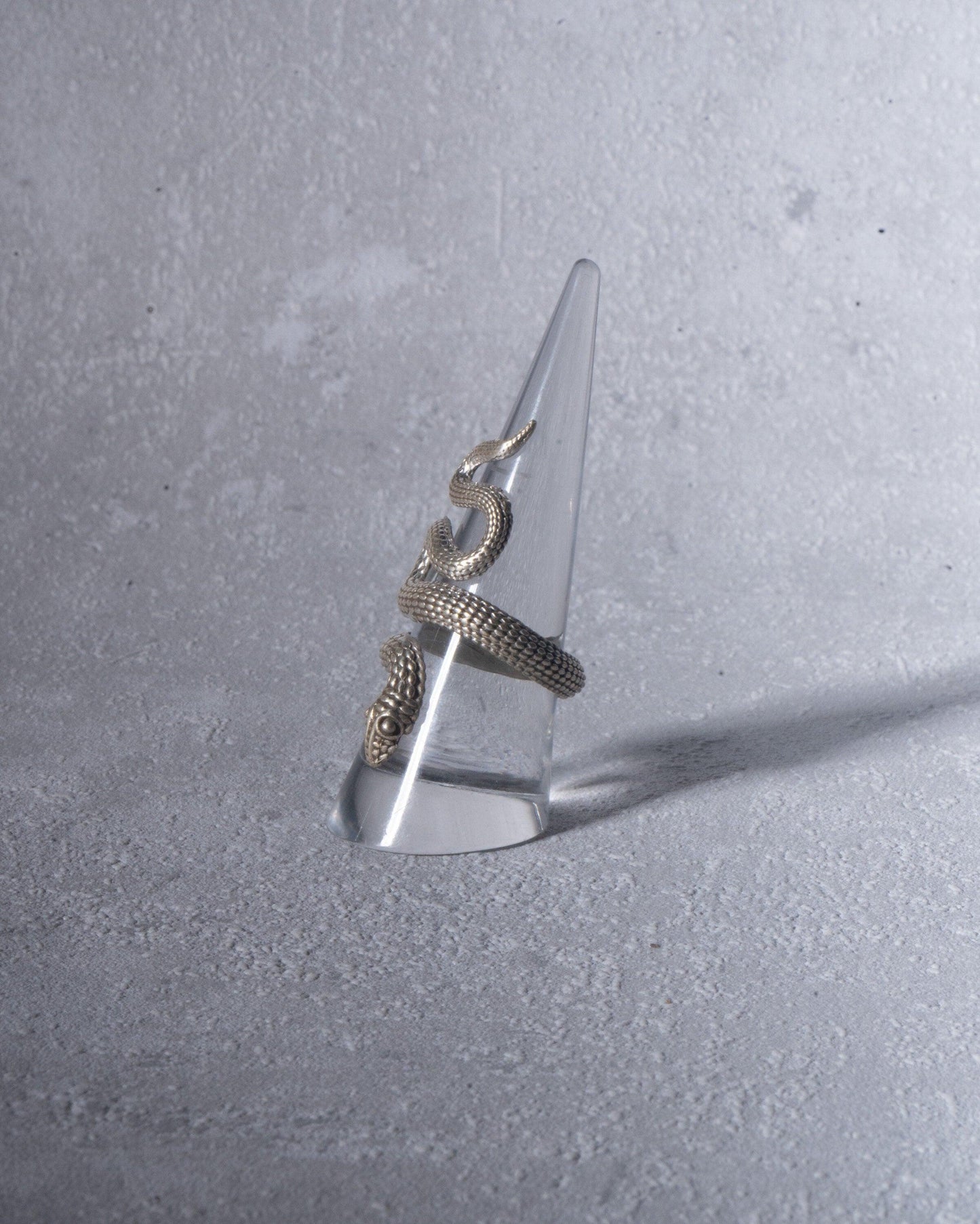 Großer Schlangenring aus Silber