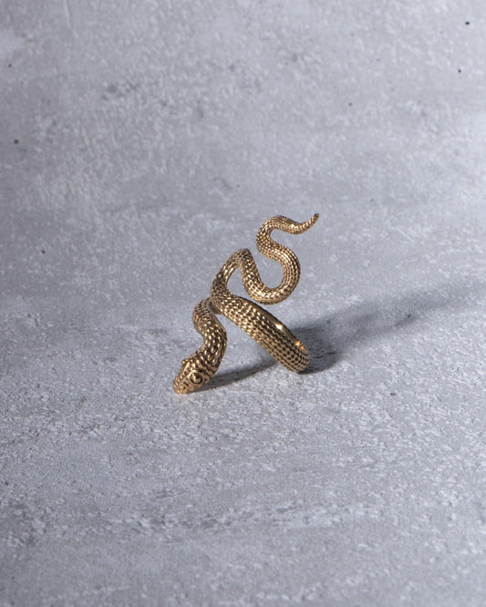 Goldfarbener Messingring mit großer Schlange - RA5