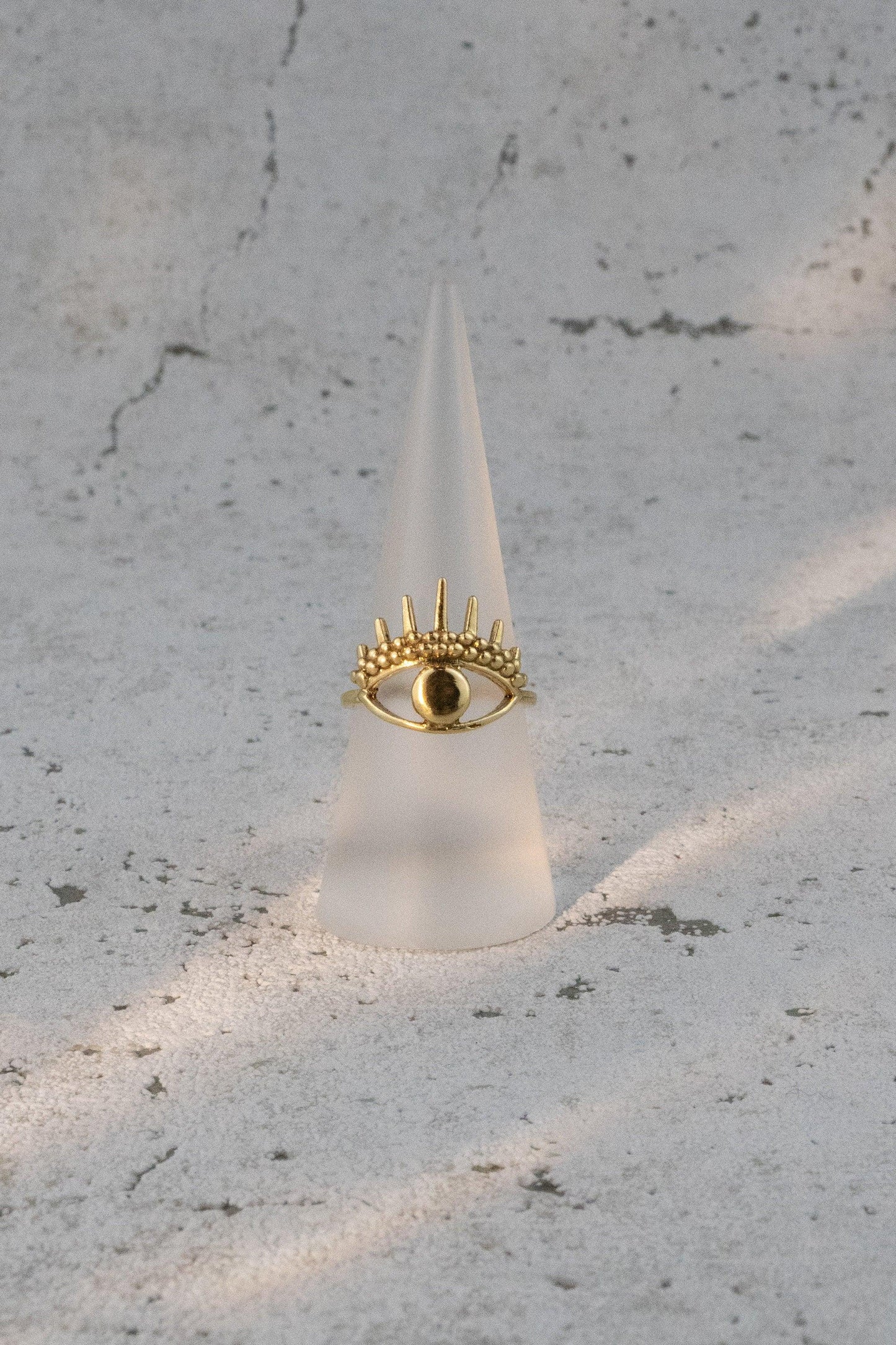 Messingring mit Auge
