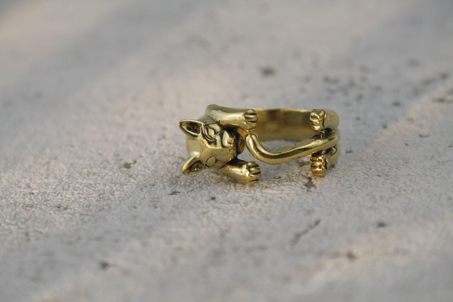Katzenring, Messingring mit Katze, goldener Katzenring