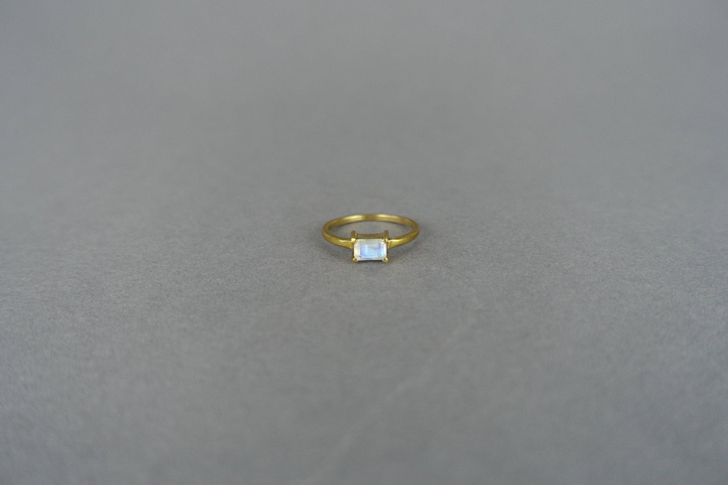 Mondsteinring aus Messing, Messingring, Echtsteinring, Handgemacht RSM13