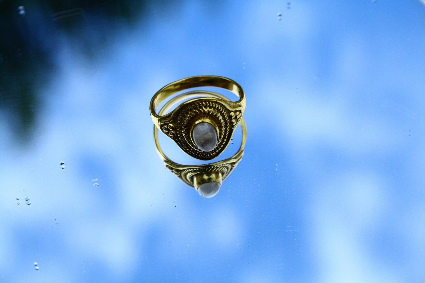 Mondsteinring aus Messing, Ring mit Verzierung, Messingschmuck, Echtsteinring