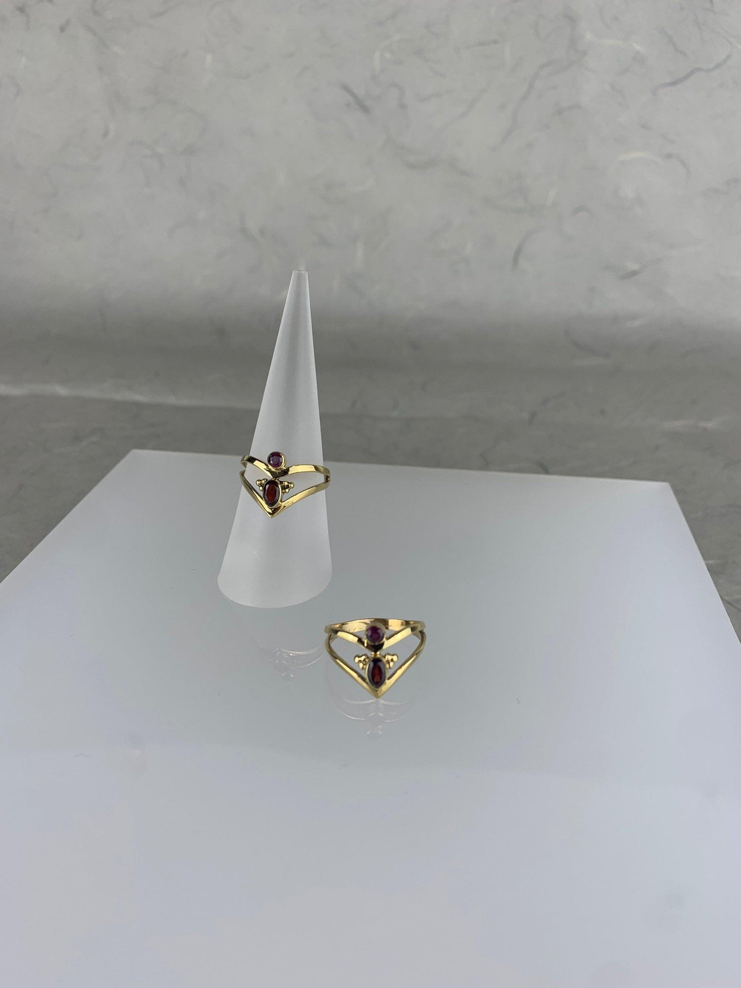 Messingring mit Granatstein, Edelsteinring, Messingring, Roter Granat - RSM9