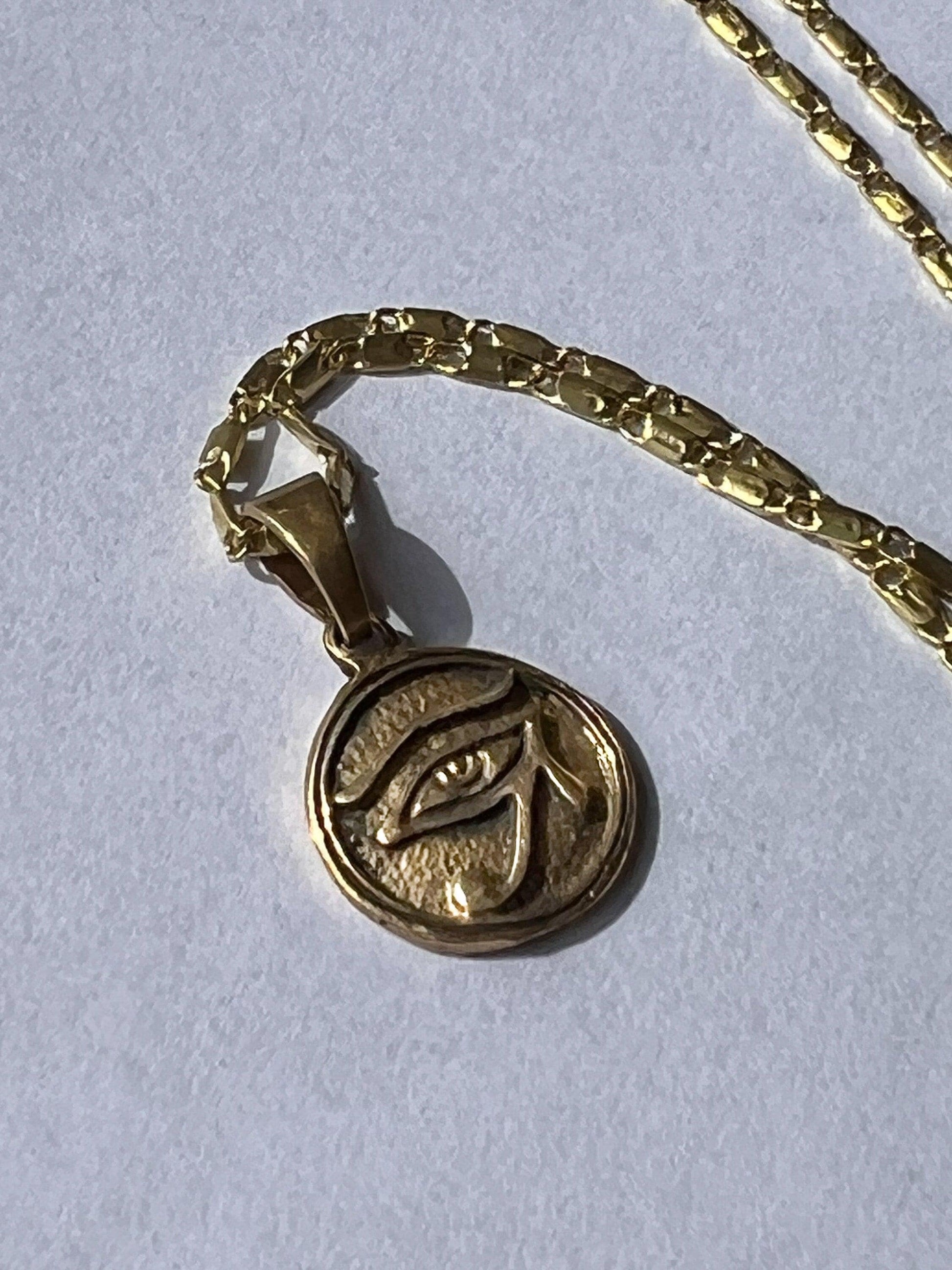 Amulett mit Horusauge