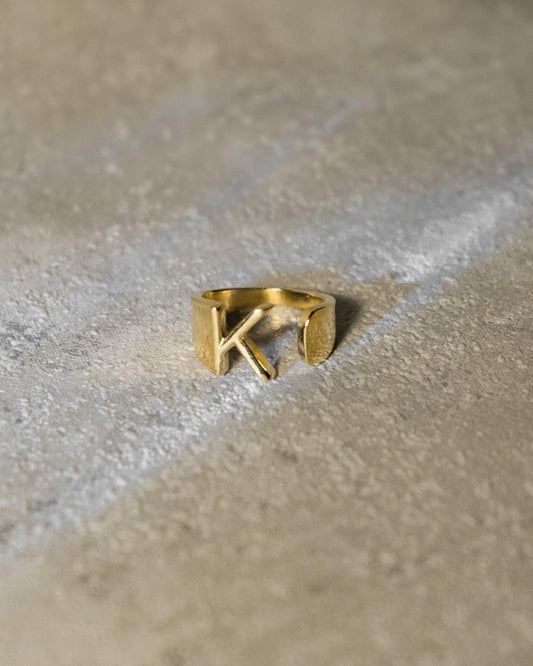 Buchstabenring mit K