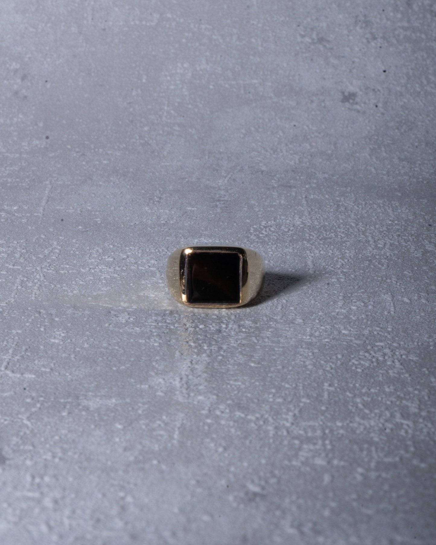 Ring mit quadratischem Onyx als Schmuckstein - Unisex - RSL6