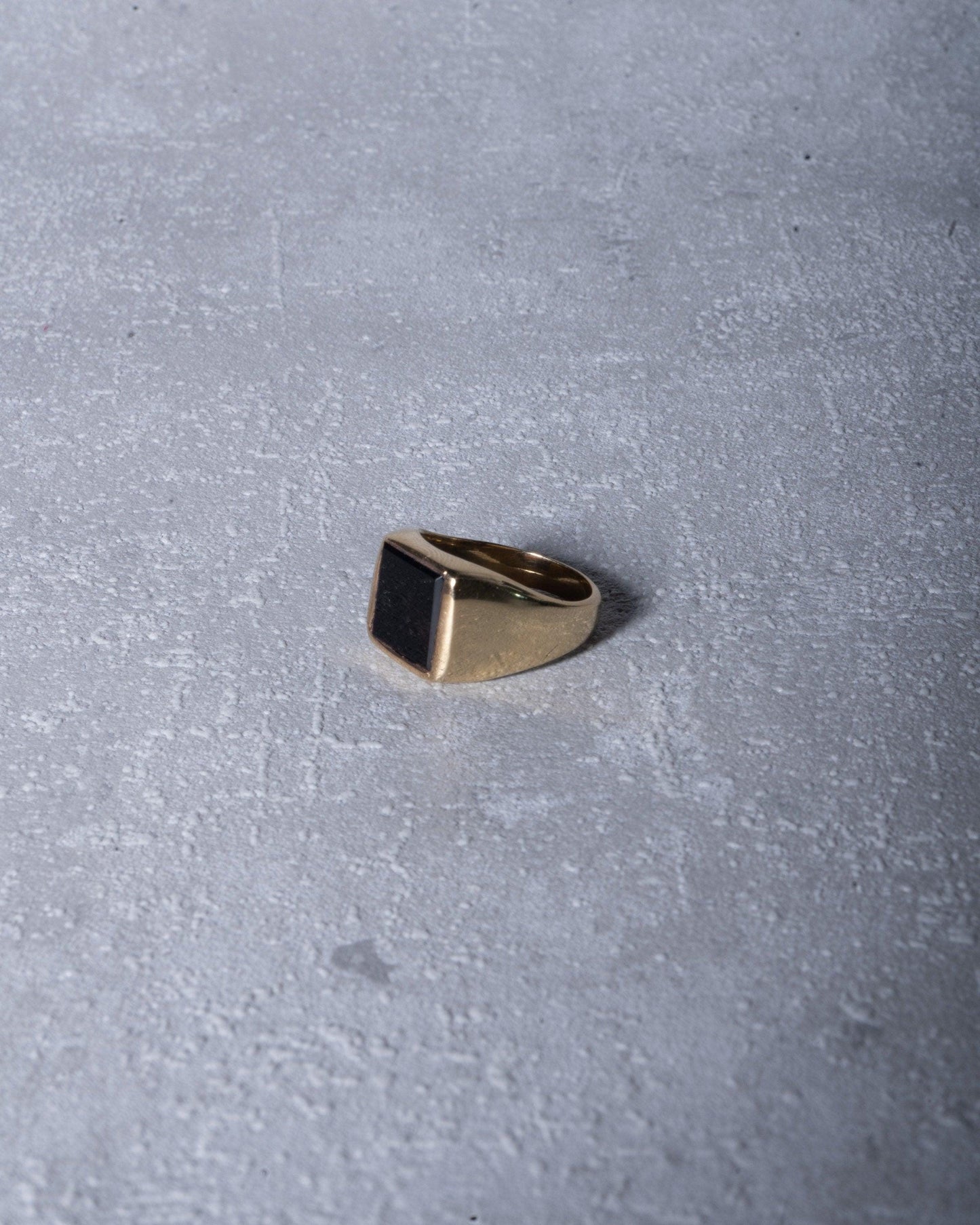 Ring mit quadratischem Onyx als Schmuckstein - Unisex - RSL6