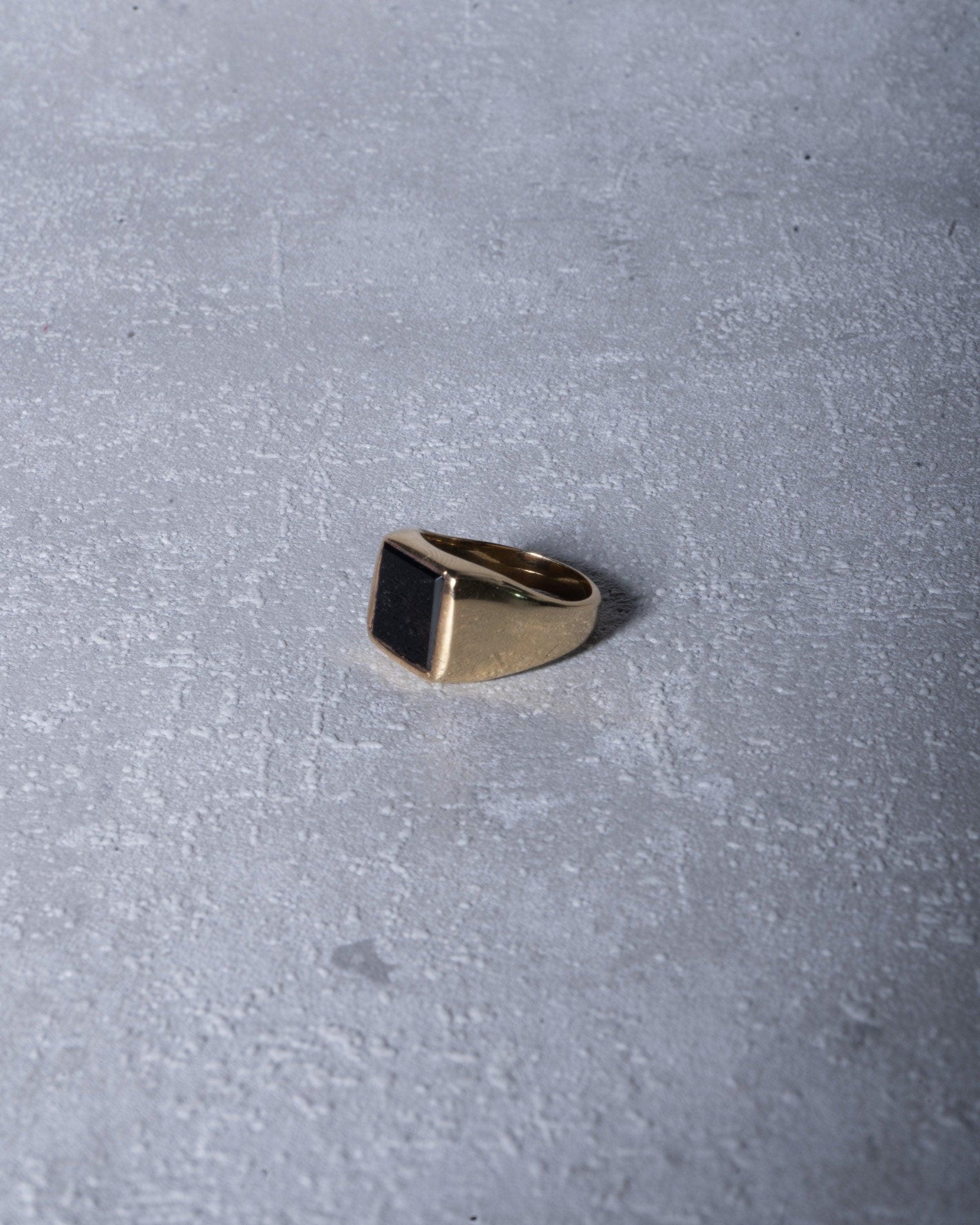 Ring mit quadratischem Onyx als Schmuckstein - Unisex - RSL6