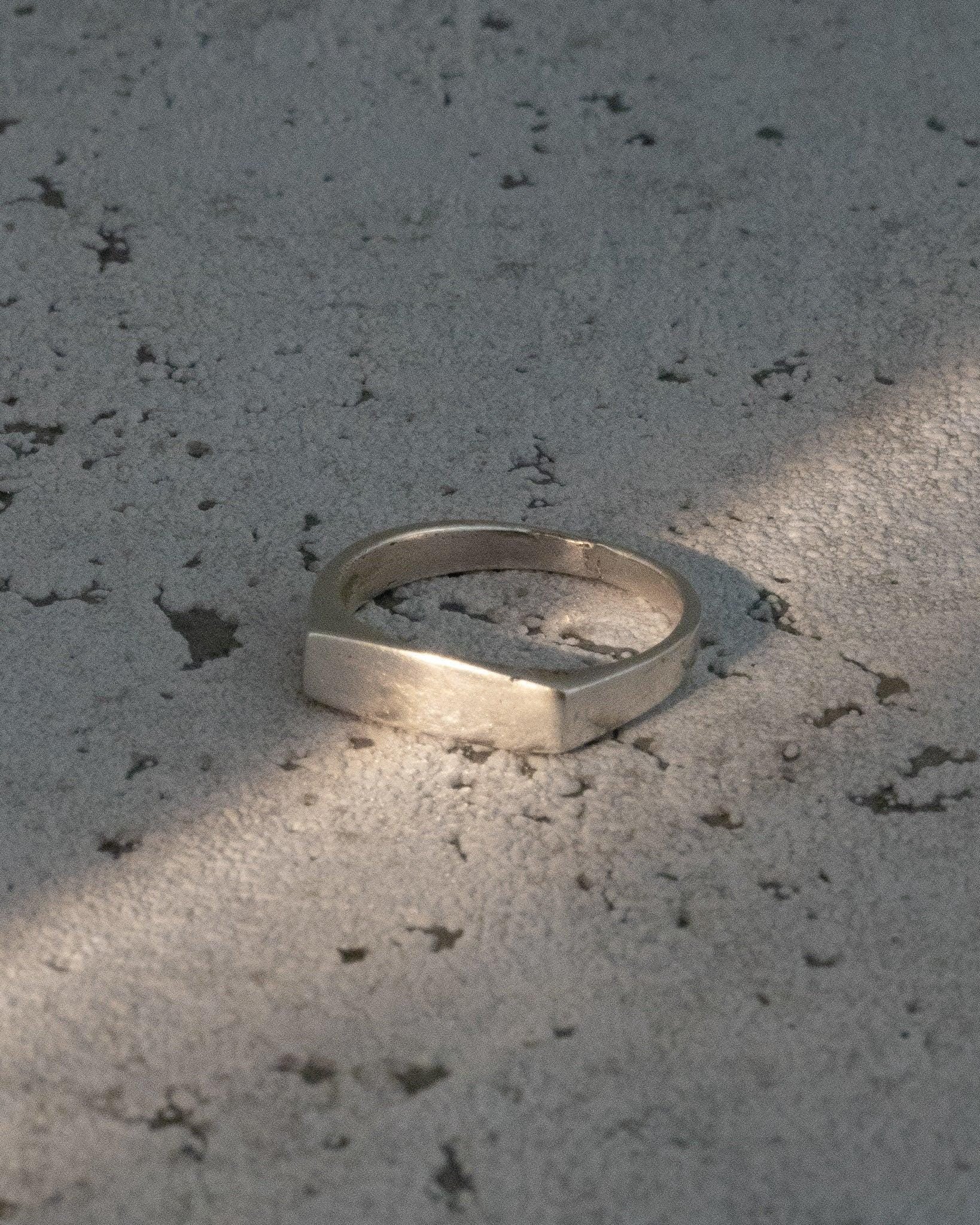 Minimalistischer, abgeflachter Silberring, 952 Sterling Silber