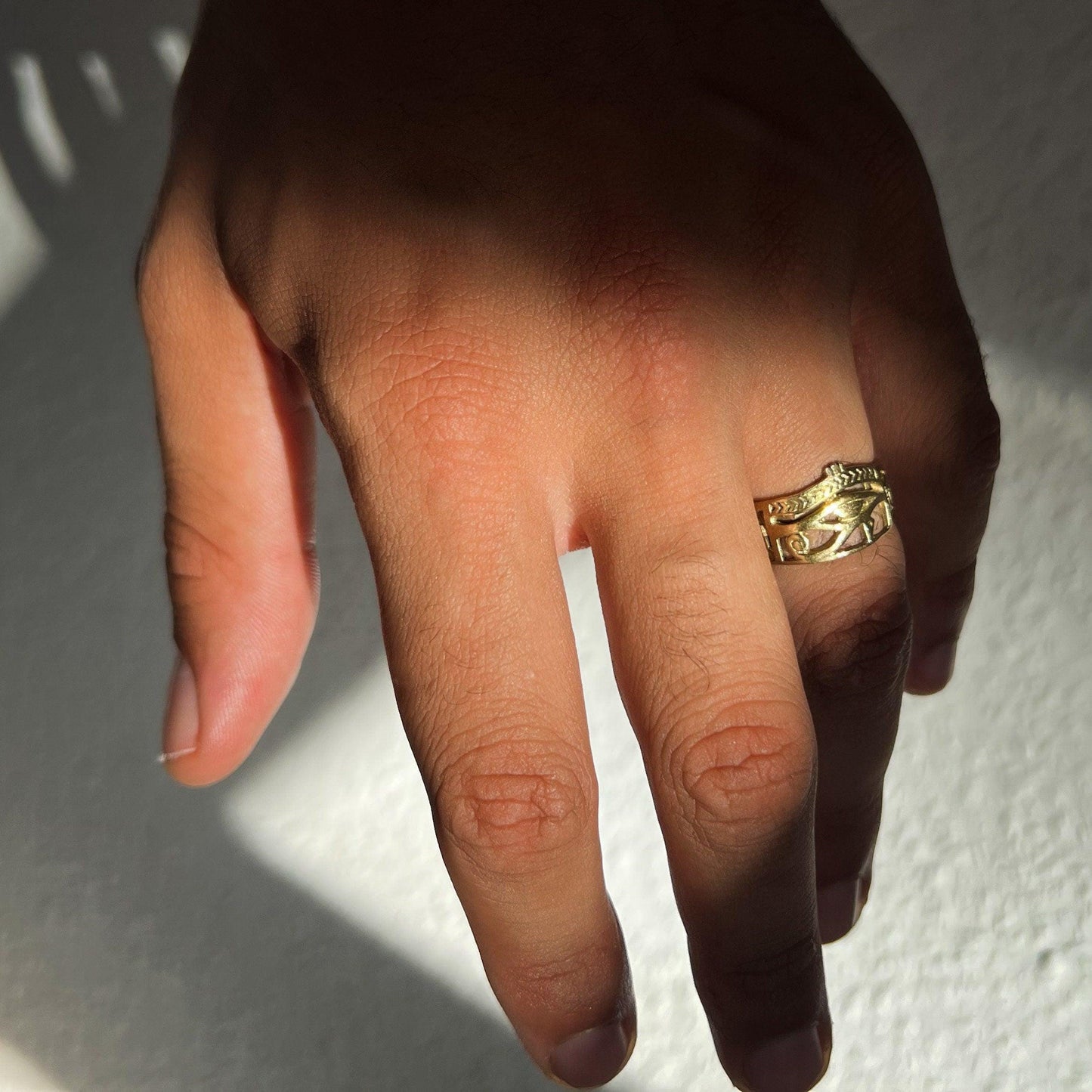 Symbolring mit Horusauge, Ankh & Skarabäus – Messing | Feine Handarbeit | Unisex - RA10/HO