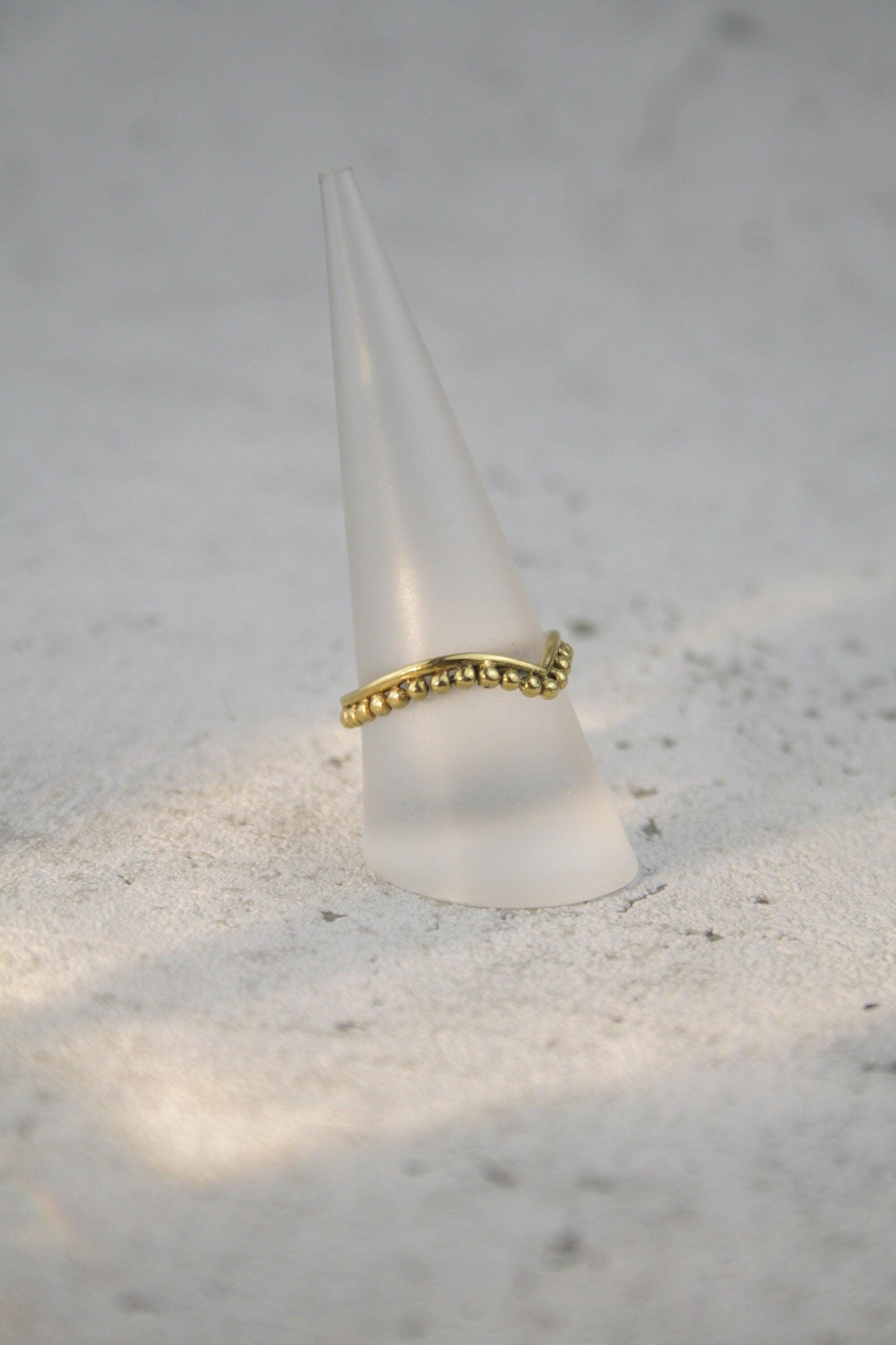 Schlichter Ring mit Verzierung, Messingring mit feiner Verzierung - RB5
