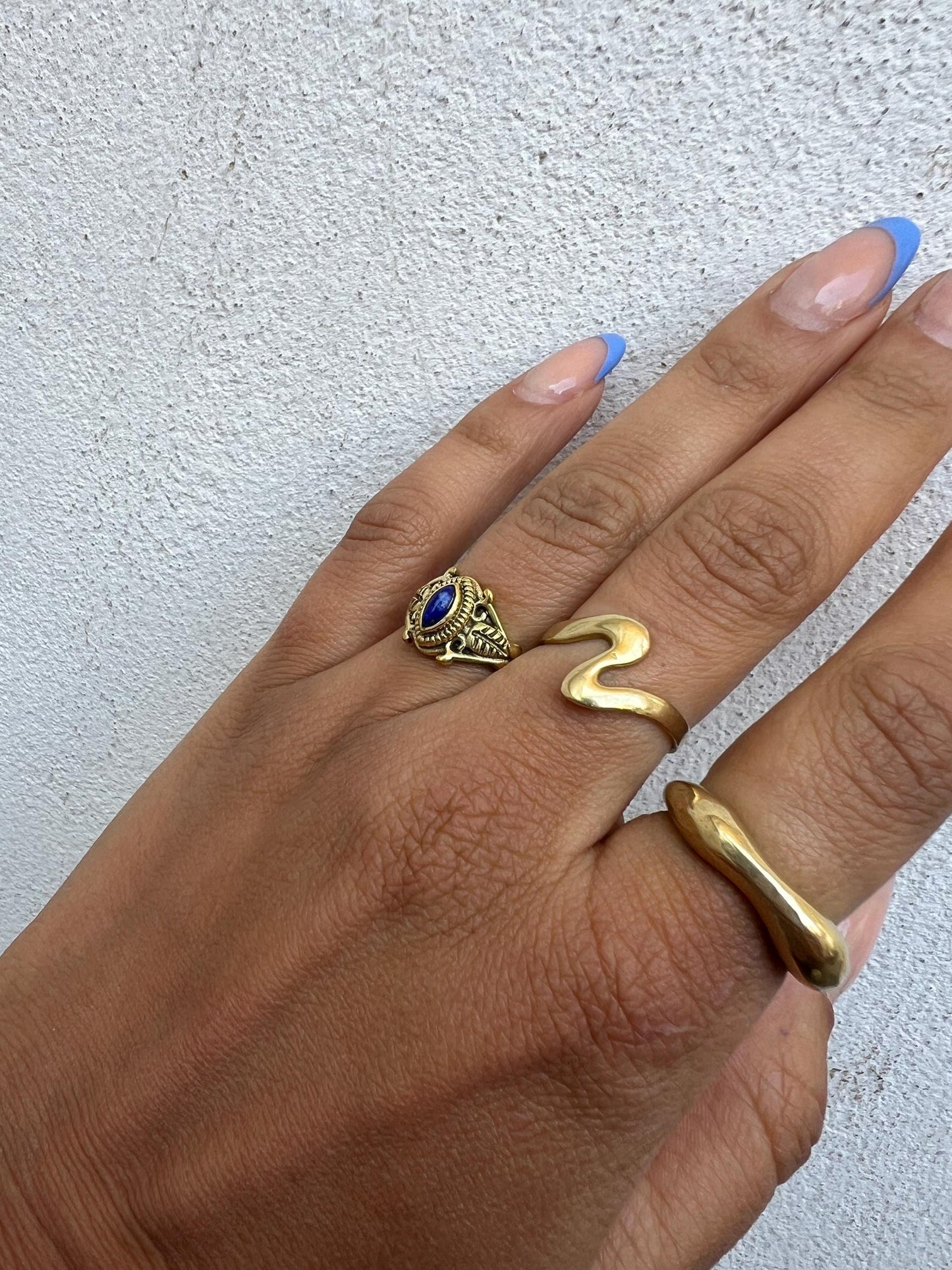 Lapis Lazuli Ring Gold - Filigraner Vintage Ring - Massives Messing - Königsblauer Edelstein 7x4mm - Antik Look - Wasserfest - Naiza - RSS4