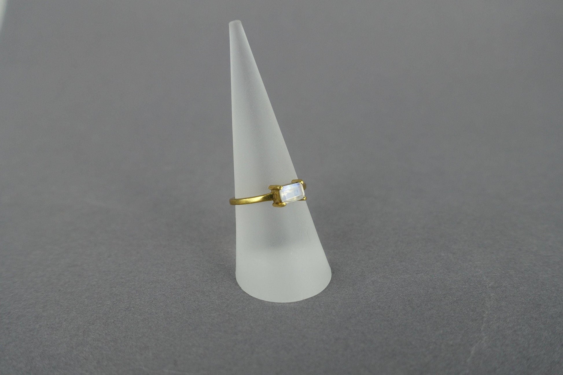 Mondsteinring aus Messing, Messingring, Echtsteinring, Handgemacht RSM13