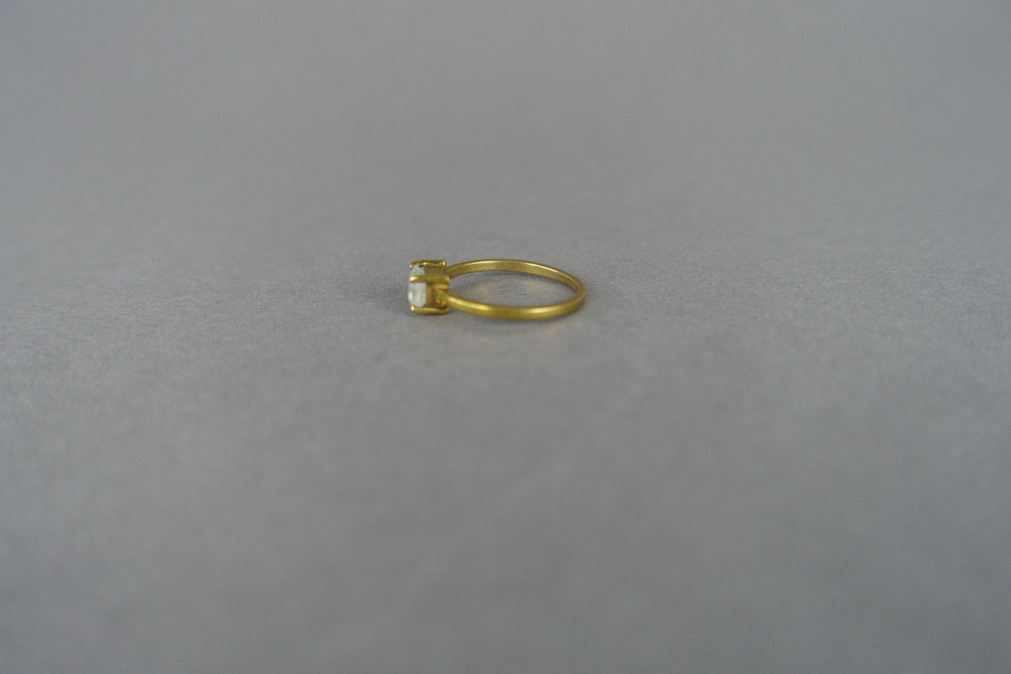 Mondsteinring aus Messing, Messingring, Echtsteinring, Handgemacht RSM13