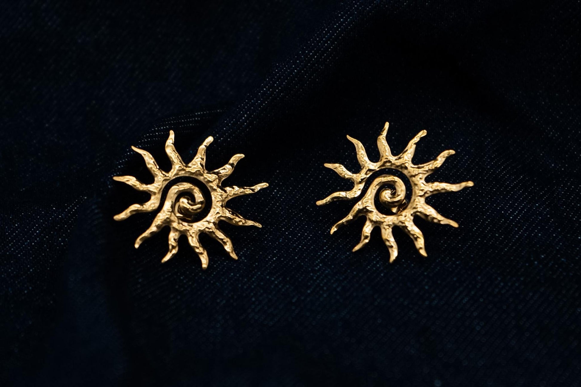 Sun Earrings Gold, Stainless Steel 18k Gold Plated, Lightweight Statement Earrings, Elegant Sun Hoops, Minimalist Waterproof Jewelry Gift