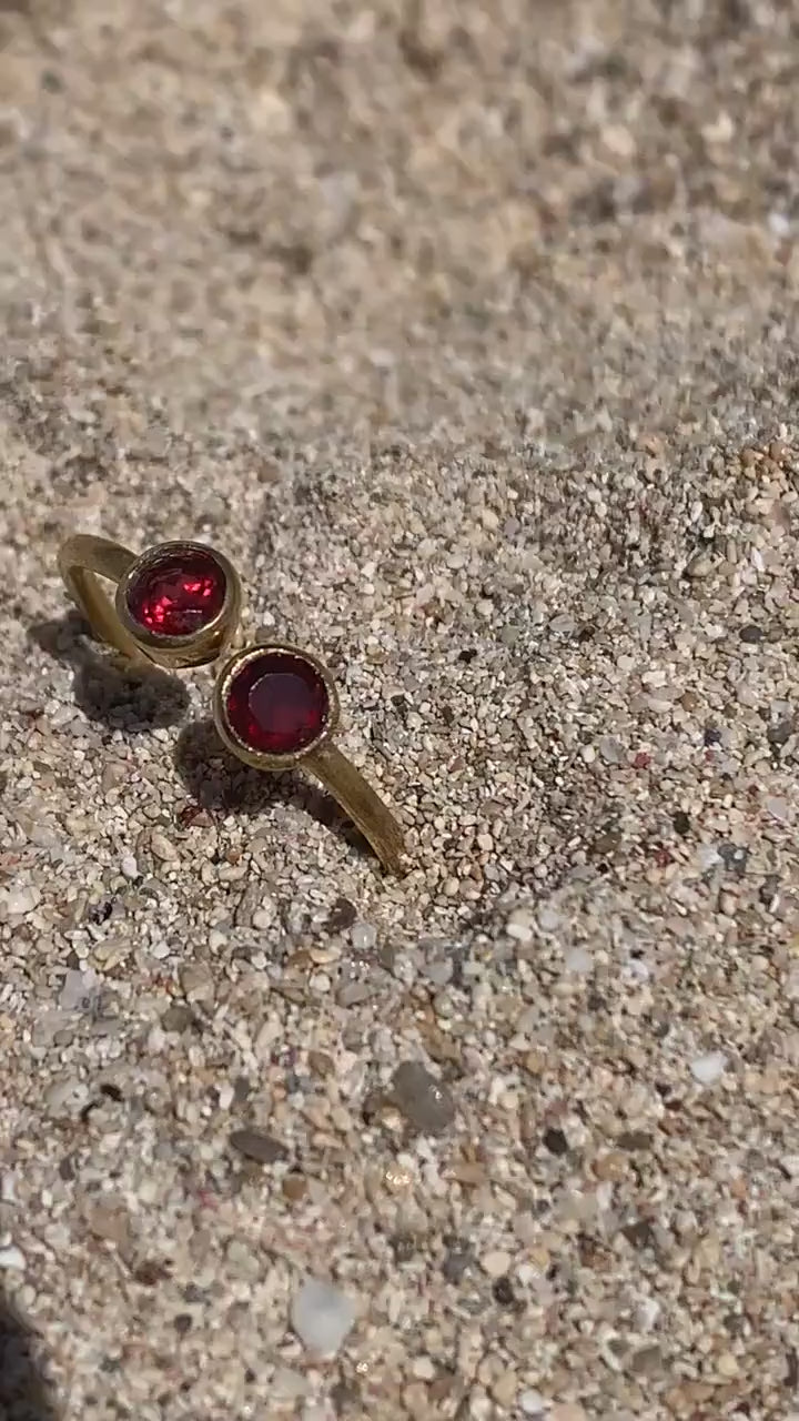 Messingring mit rotem Granat, Granatschmuck, Granatstein, Echtsteinschmuck, Handgemacht - RSS5