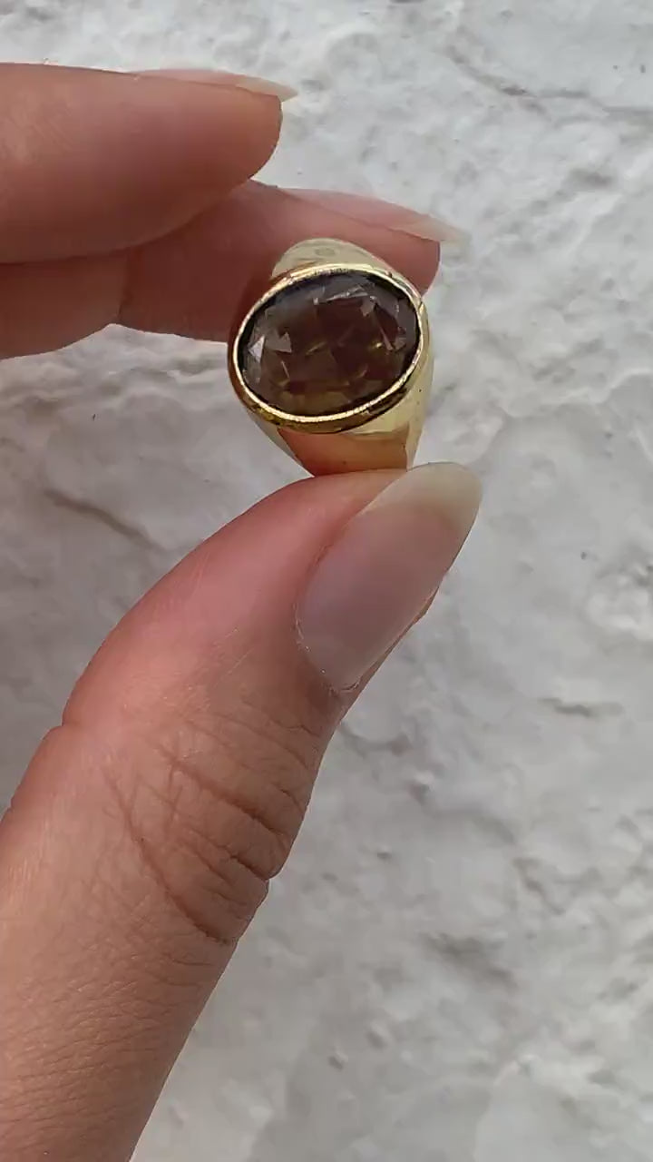 Edler Siegelring mit großem Rauchquarz • Unisex Design • Massives Messing