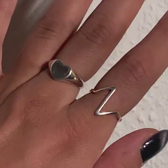925 Sterling Silber Ring mit EKG-ähnlicher Zick-Zack-Verzierung - Handgefertigtes Minimalistisches Schmuckstück - RSIL1