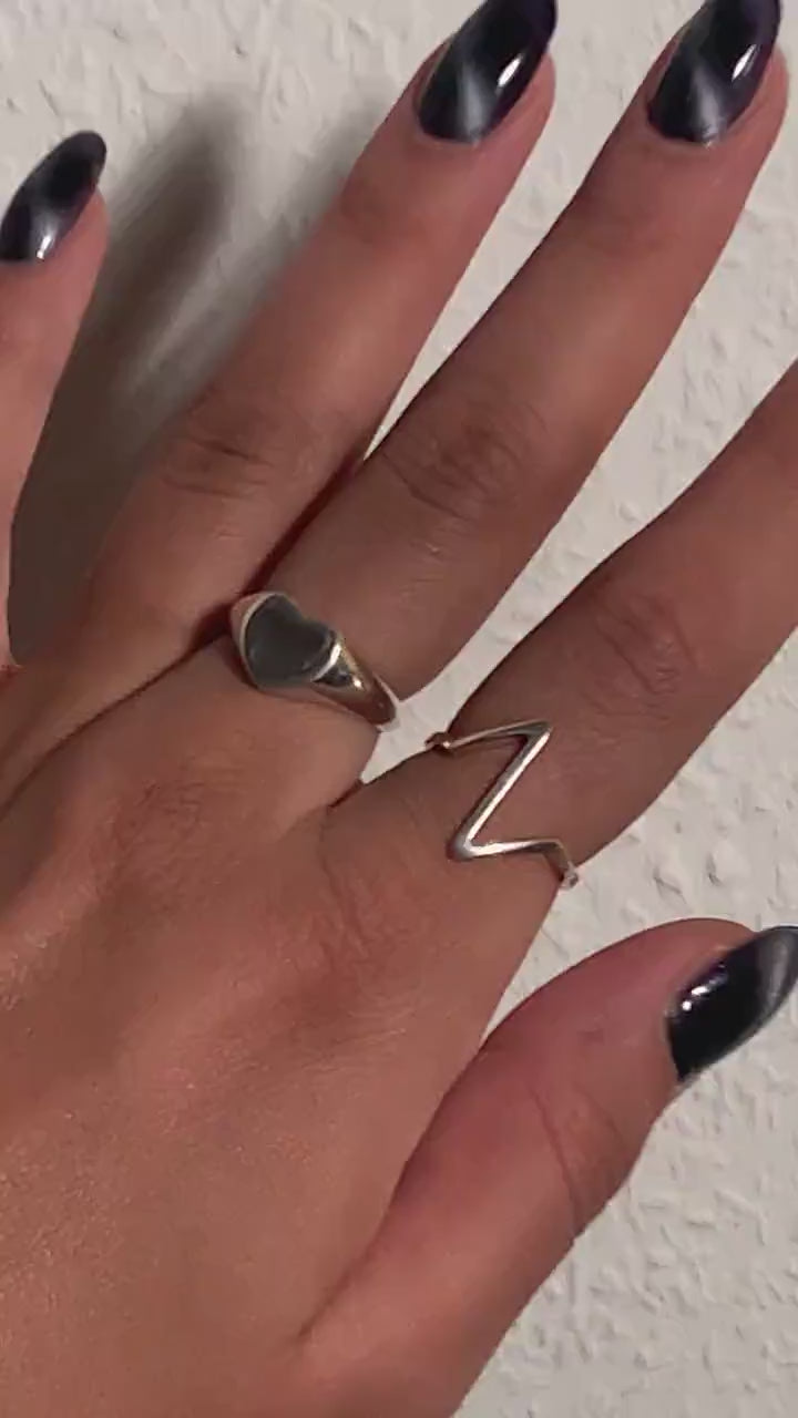 925 Sterling Silber Ring mit EKG-ähnlicher Zick-Zack-Verzierung - Handgefertigtes Minimalistisches Schmuckstück - RSIL1