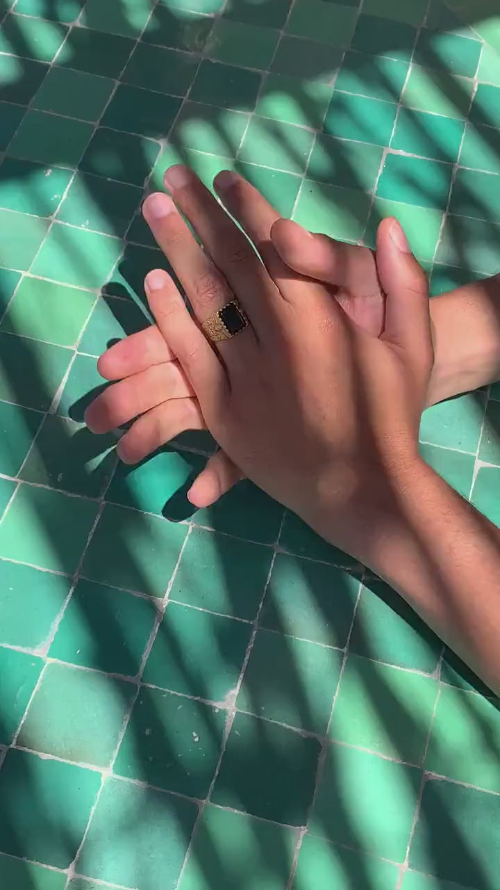 Verzierter Siegelring mit schwarzem Onyx, Unisex Ring, Unisex - RSL2
